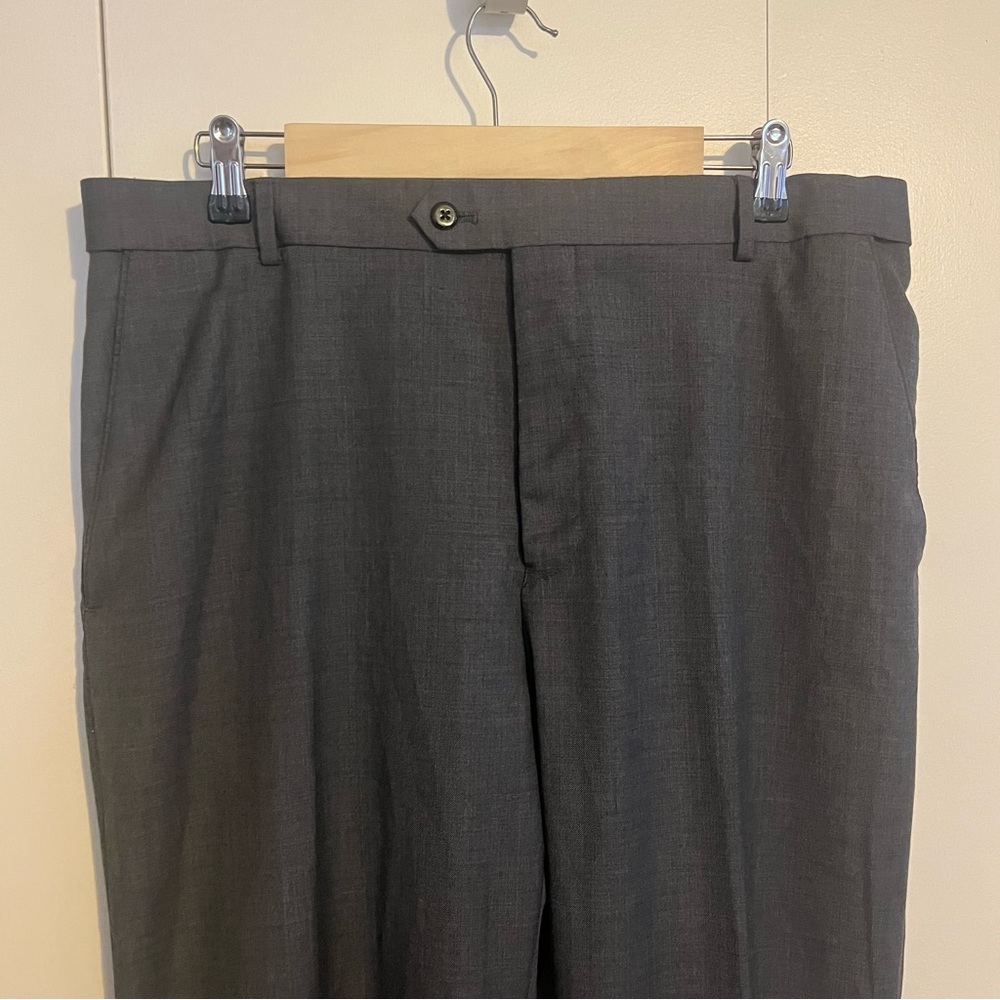 Men’s Strafford dress pant, gray size 36W-32L All season, Comfort wool blend,